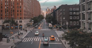 Kto korzysta z aplikacji Taxify oraz Uber? Taxify